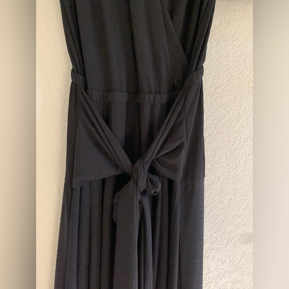 Free People FP Beach Black Kauai Midi Wrap Front Dress Size Small Slouchy - Picture 3 of 9